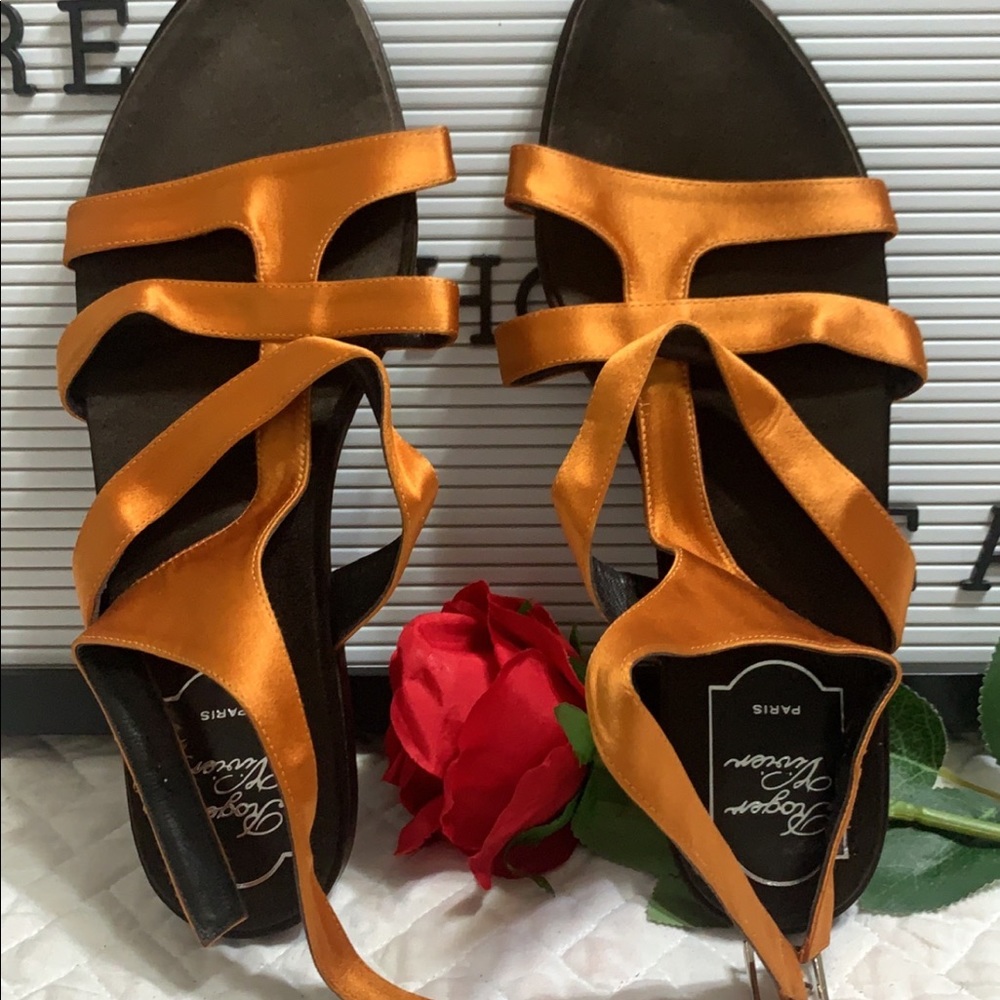 NWT ROGER VIVIER PARIS Sandals. Comfortable and very stylish. A Summer must have